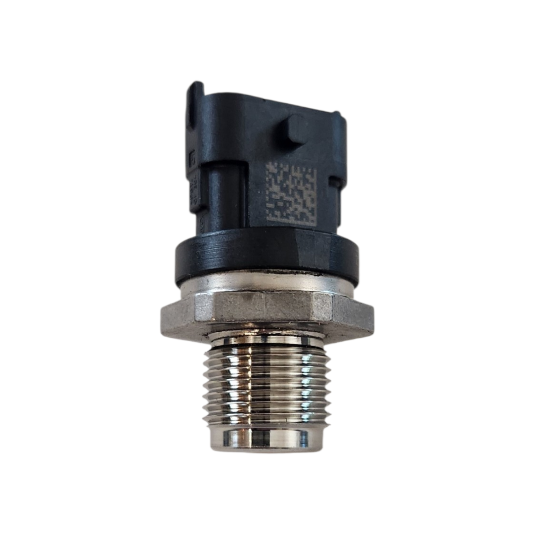 Bosch 0281006086 Fuel Rail Pressure Sensor from 04297148 Deutz Repair Kit — sensor view