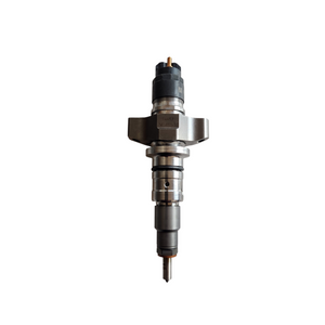 ALT: 0445120057 504091505 Fuel Injector for Iveco 6.7L NEF — nozzle tip detail
