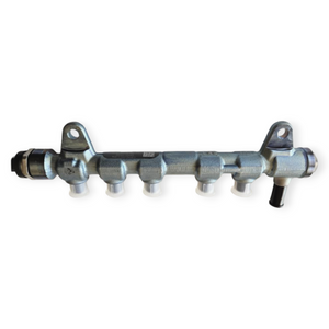 7386502 Common Rail for Bobcat