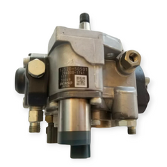 1J520-50502 | Bomba de combustible para Kubota V6108 2011-2023